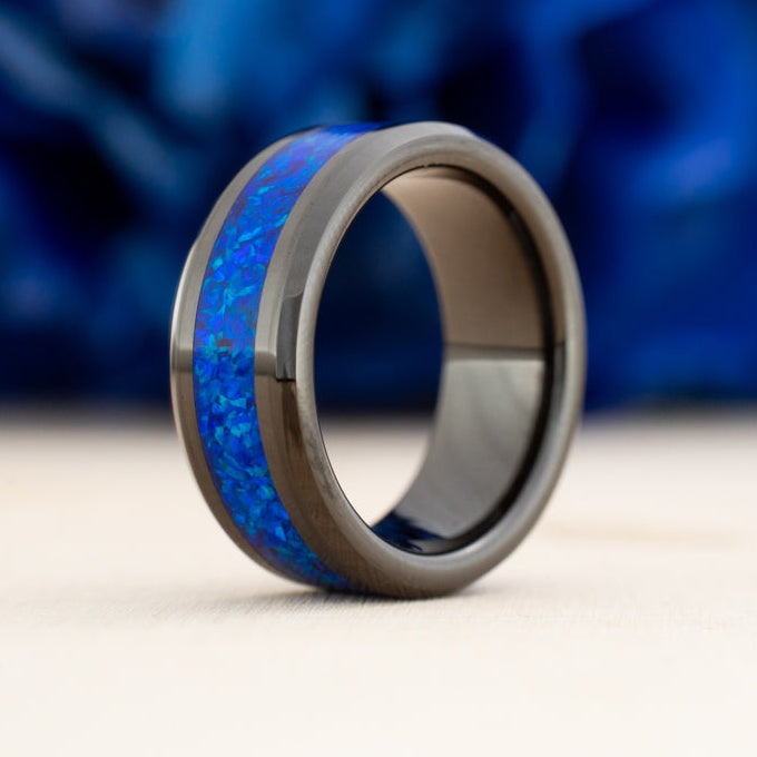 Nereus — Black Ceramic Ring — handcrafted ring detail view 7