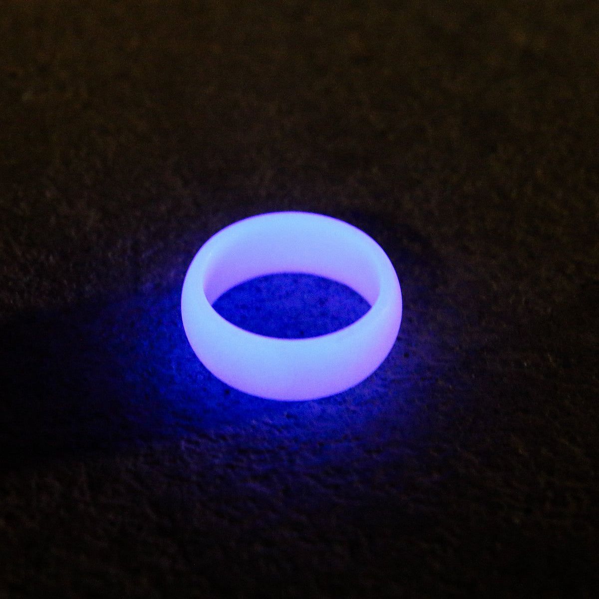 The Halo Glow Ring — handcrafted ring detail view 15